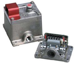 Robertshaw NEMA 7 375A-A2-A4 Vibration Switch